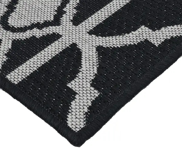 Lattice Black by Monn